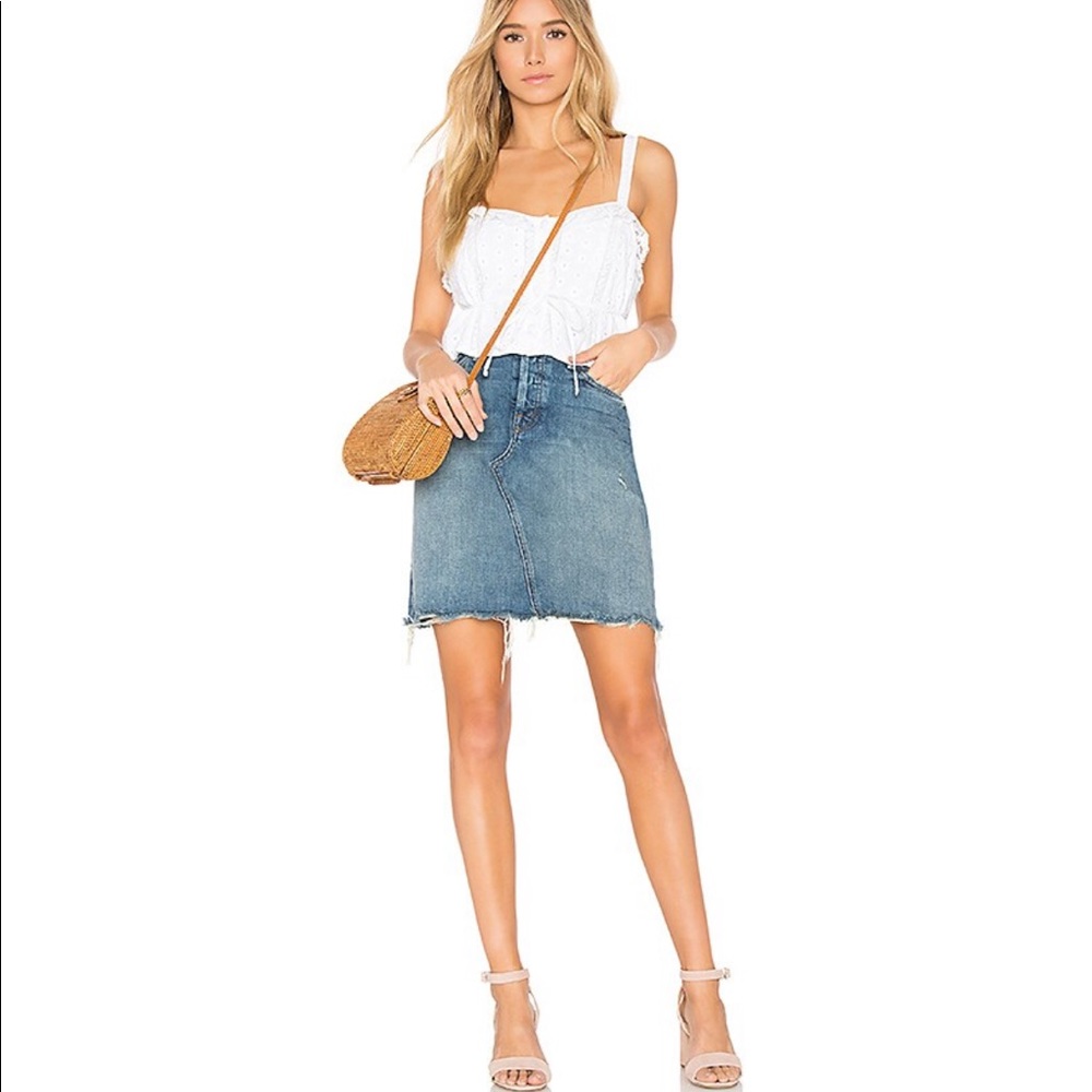 NWT  Mother Denim. The Tomcat Mini Skirt Fray in Playing Dirty. Size 27.